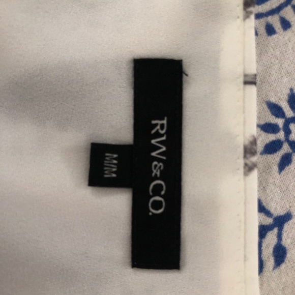 RW&Co. feather print camisole - Picture 3 of 3